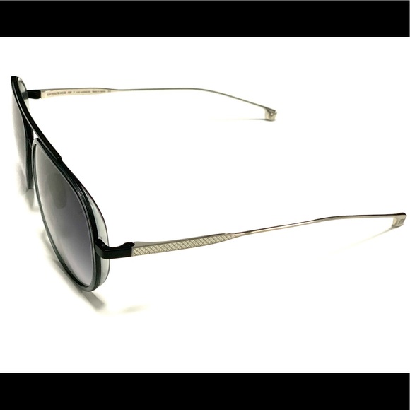 Entourage of 7 - Picture 2 of 3